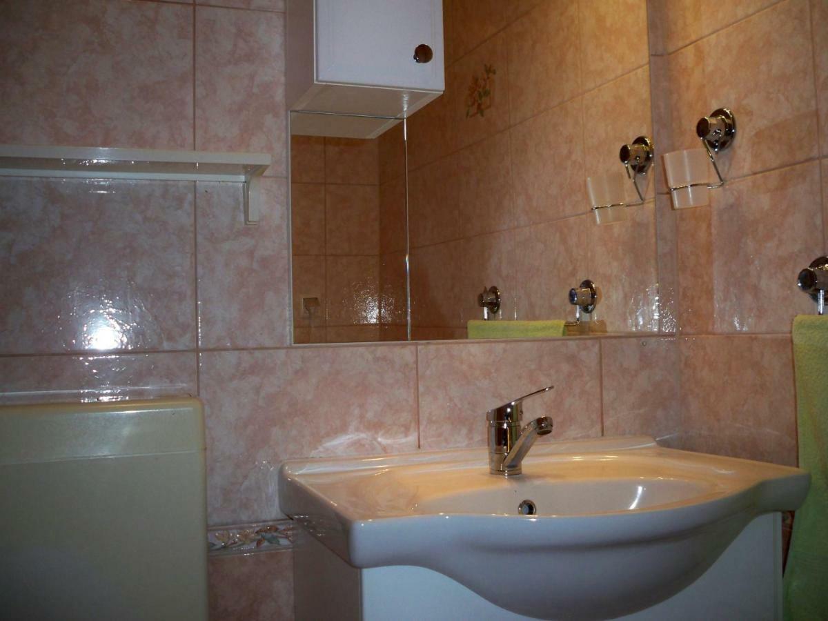 Apartmani Perkovic 바스카보다 외부 사진