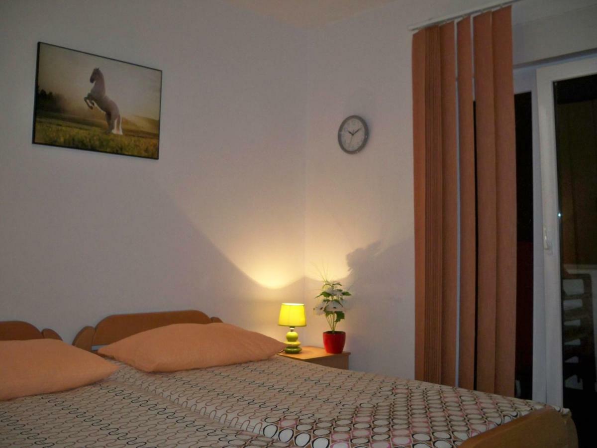 Apartmani Perkovic 바스카보다 외부 사진
